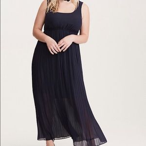 Torrid PLEATED CHIFFON MAXI DRESS - 2